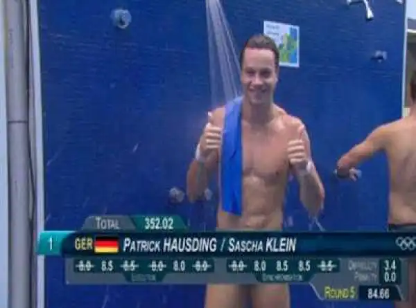 British Newspaper accidentally posts porn after trying to tweet about Olympic divers